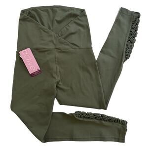 NWT Ingrid & Isabel Maternity Active Macrame Leggings Olive Small